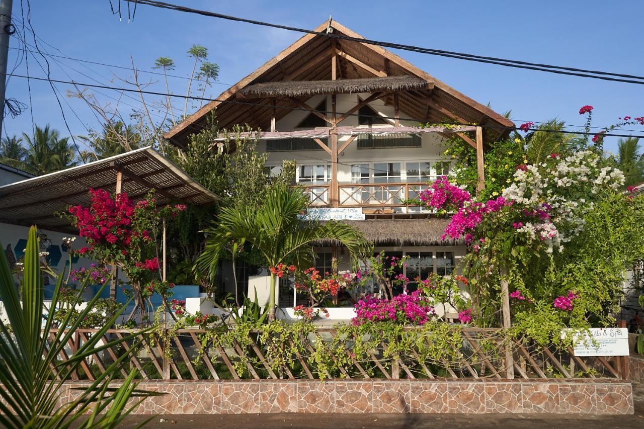 Serenity Luxurious Beachfront Villa & Spa With Private Infinity Pool, 8 Guests Gili Islands Exterior photo