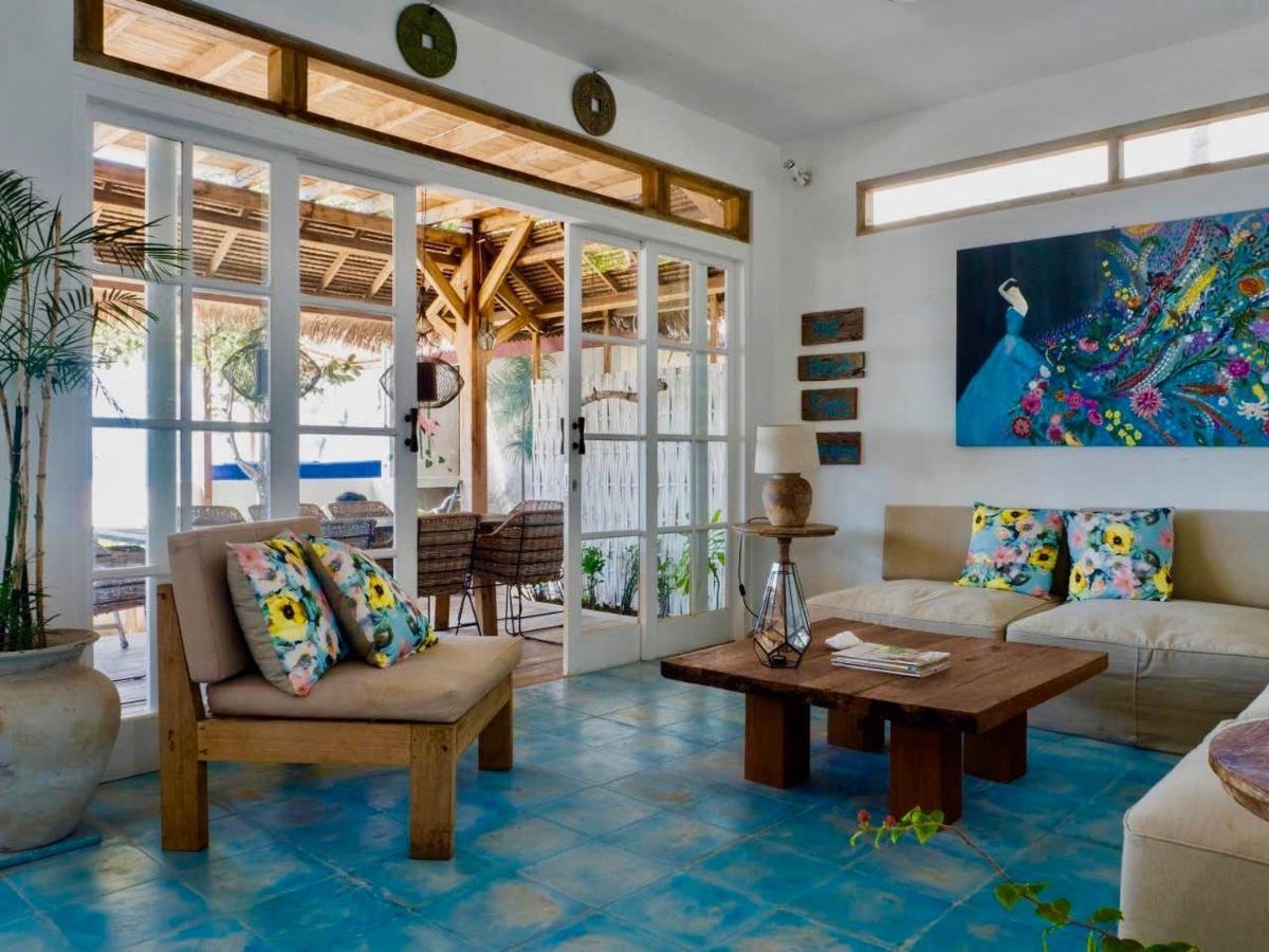 Serenity Luxurious Beachfront Villa & Spa With Private Infinity Pool, 8 Guests Gili Islands Exterior photo